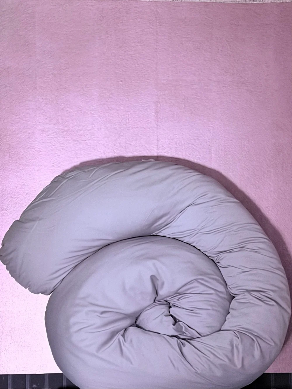 Leachco Snoogle Total Body Pillow Like New